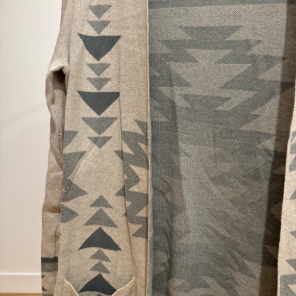 JESSICA SIMPSON aztec cardigan (S) - Picture 2 of 4